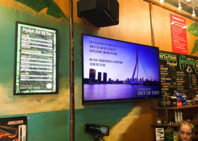 Digital Signage Out of Time