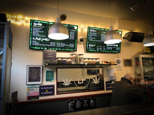 Interactieve menuborden voor Coffeeshop Le Palais Leiden